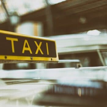 Park, Train, or Taxi to Manchester Airport: What is Cheaper?